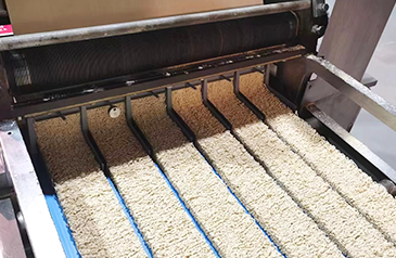 Dây chuyền sản xuất mì không chiên